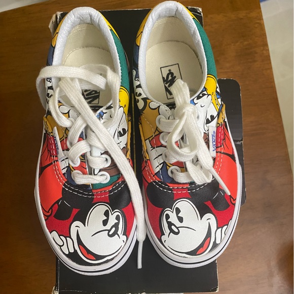 Disney x Vans Mickey Mouse Friends The Era Limited Edition Size 10.5 Kids - Picture 2 of 9